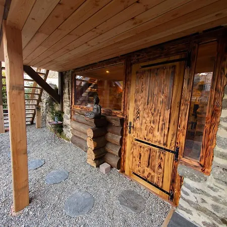 Chalet La Cabane Des Colibris *